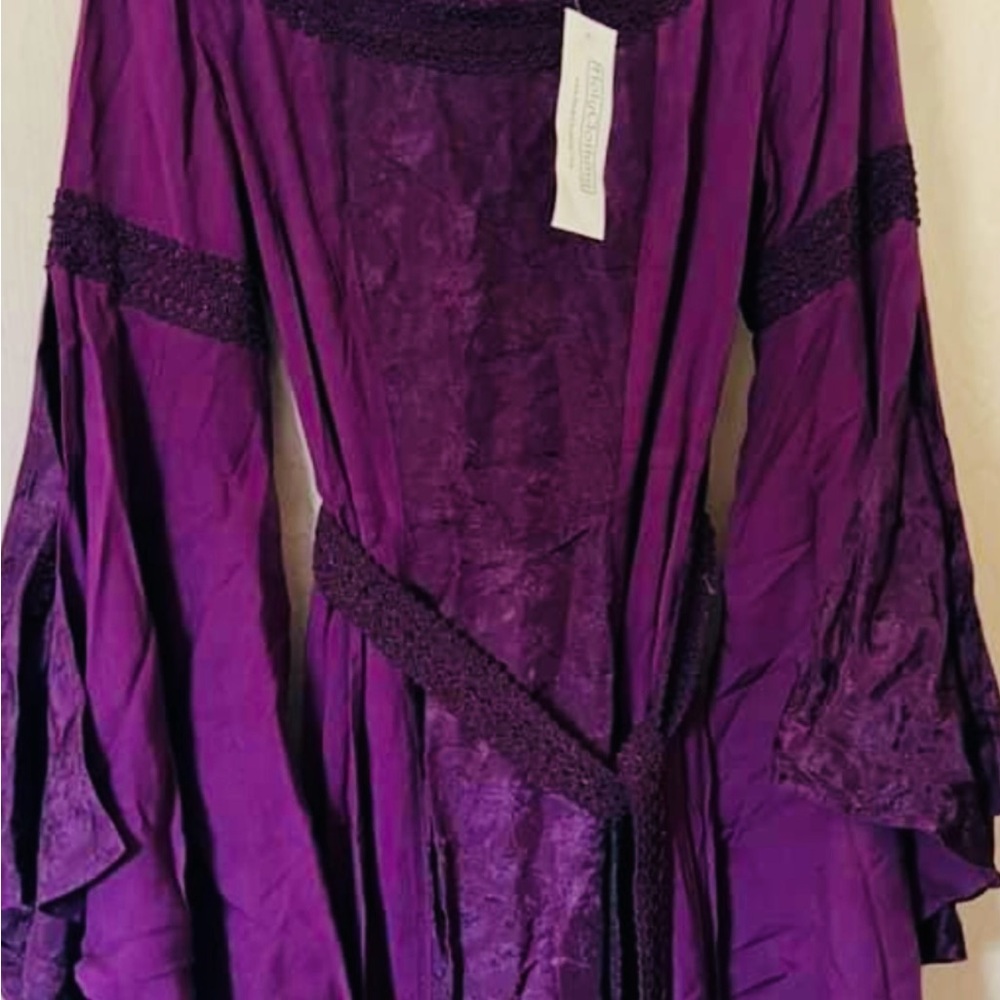 Beautiful, deadly nightshade clothing dress Eowyn, special color, very soft